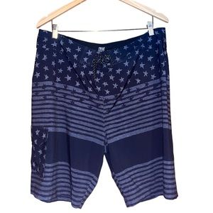 •TRUE CRAFT•BLACK/GRAY AMERICAN FLAG STARS BOARD/SWIM TRUNKS SHORTS SIZE 38